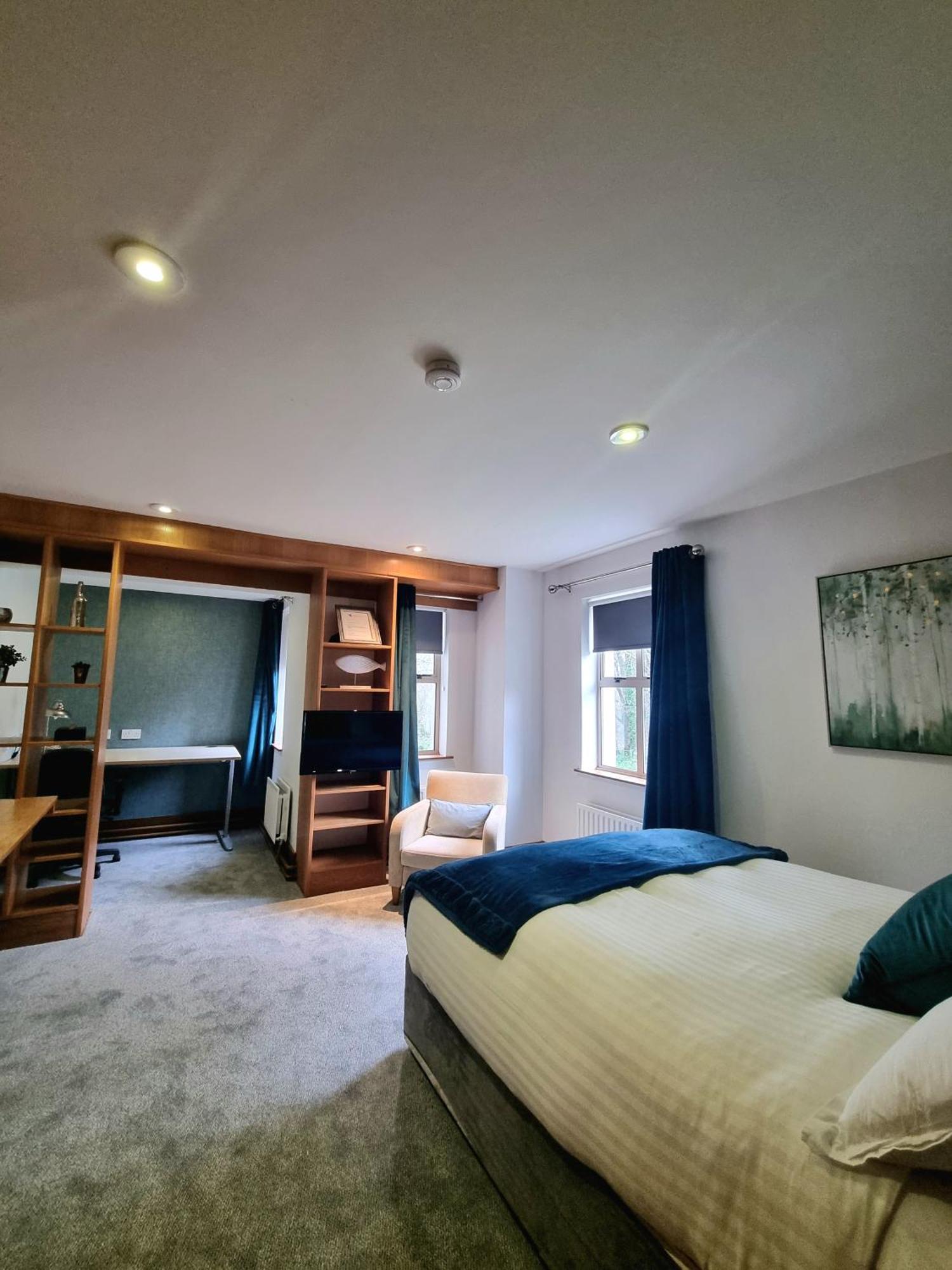 Limerick Junction Brennan Court Guest Accommodation מראה חיצוני תמונה